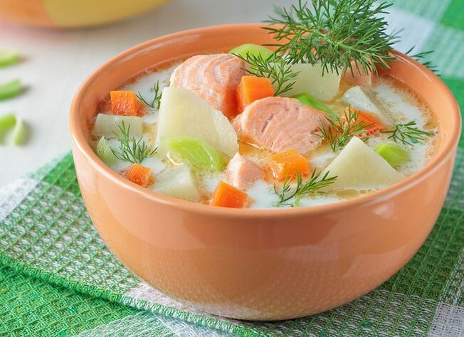 Νορβηγική σούπα σολομού για όσους χάνουν βάρος με τη δίαιτα Dukan στη φάση Εναλλαγή ή Fixation